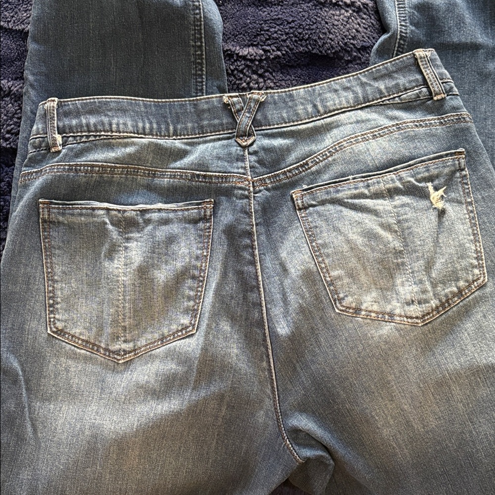 Democracy Ripped Jeans - Picture 4 of 4